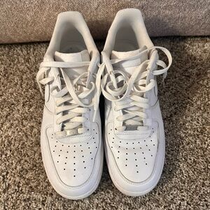 Nike Classic Air Force 1 White Sneakers